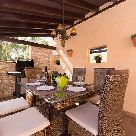 Willa Isla Wonderful 3 Bedroom Private Heated Pool Callao Salvaje